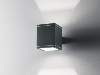 Zidna lampa Snif - crna