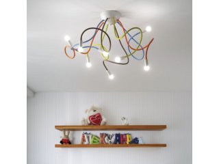 dječja plafonjera jako svjetlo