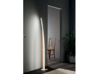 Podna lampa Corpa
