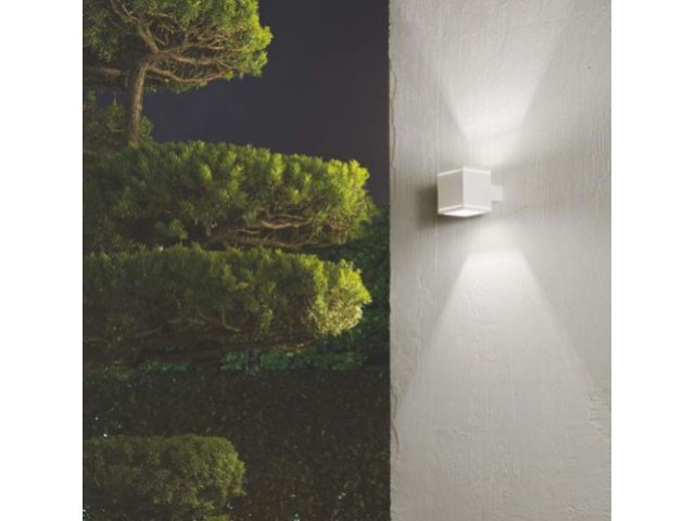 Vanjska zidna lampa Snif