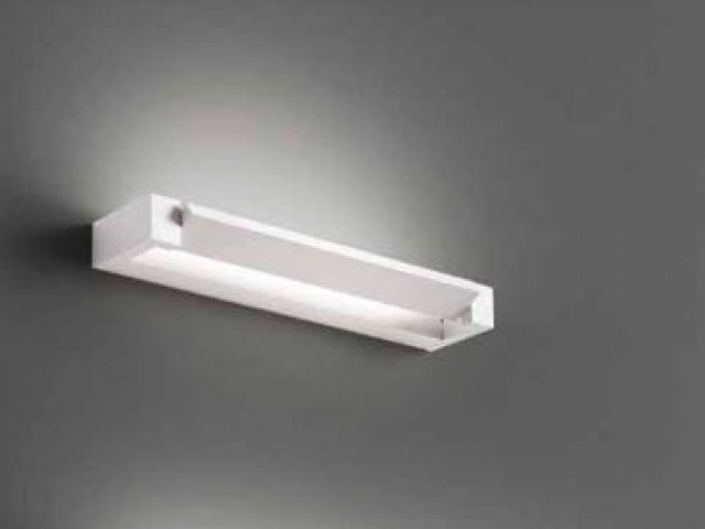 Zidna lampa 40