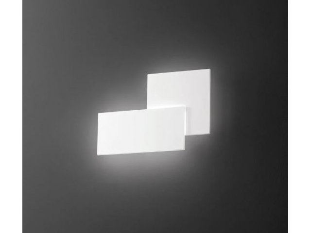 Zidna lampa Quantic bijela